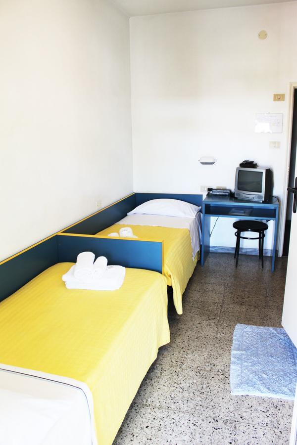 Hotel Elde Riccione Zewnętrze zdjęcie