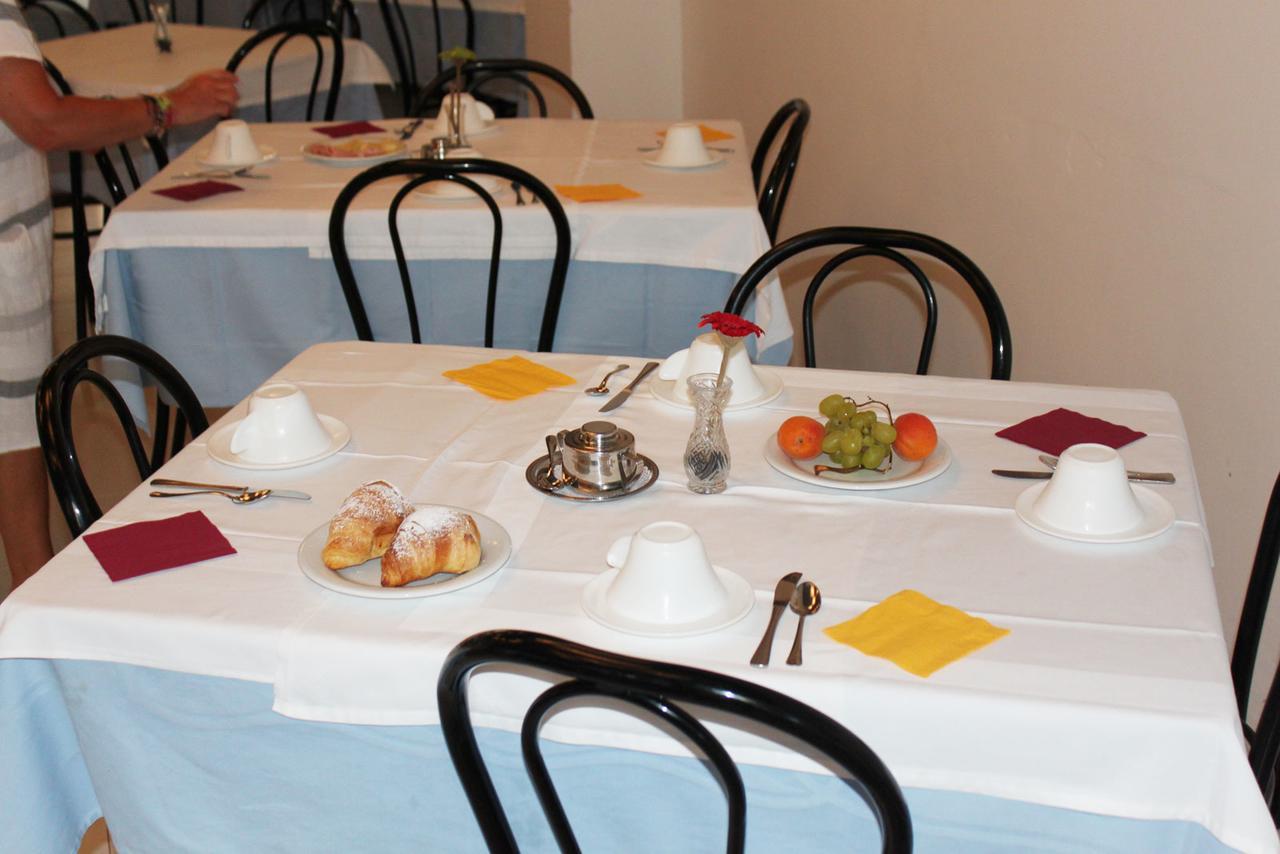 Hotel Elde Riccione Zewnętrze zdjęcie