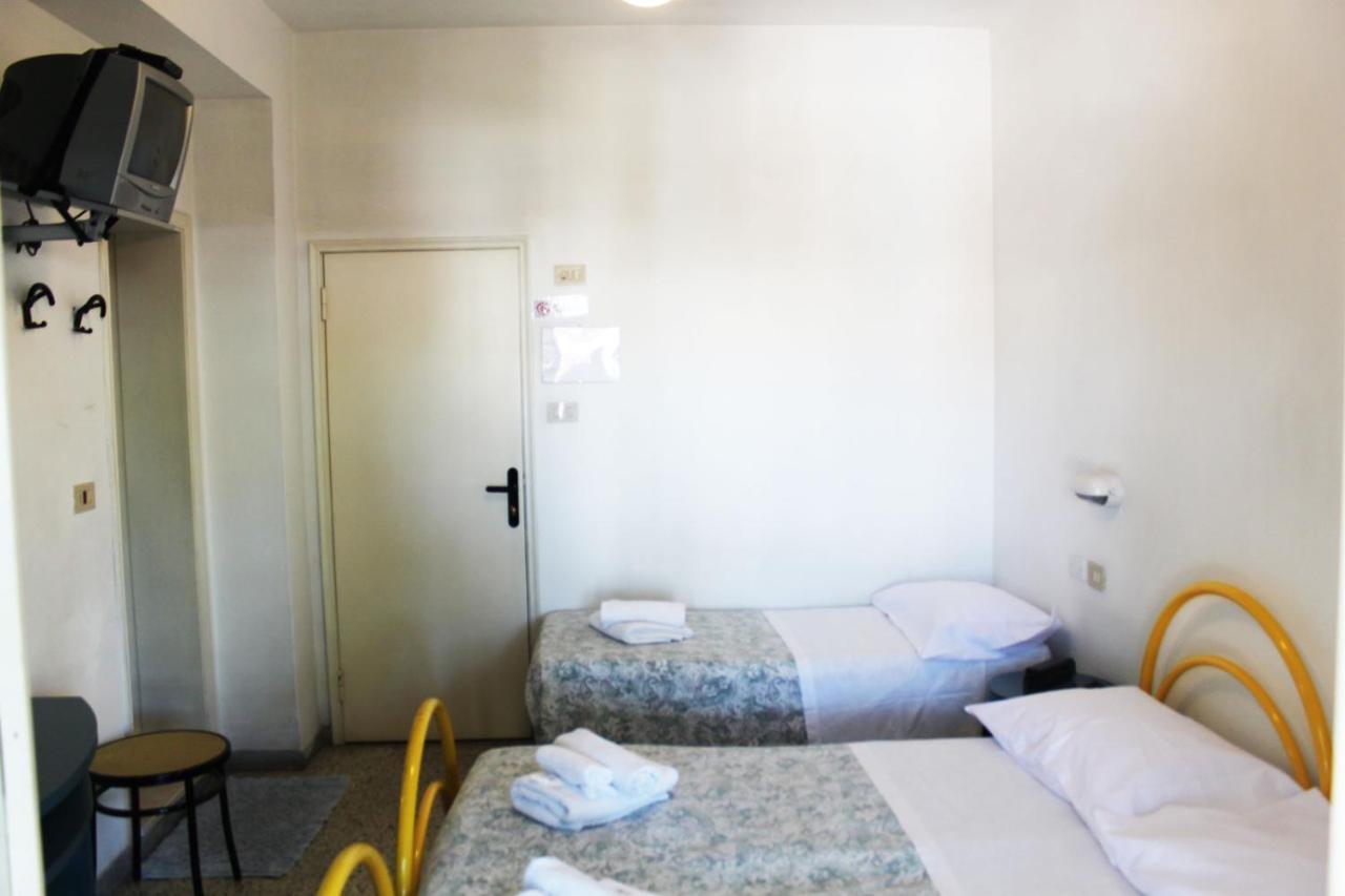 Hotel Elde Riccione Zewnętrze zdjęcie